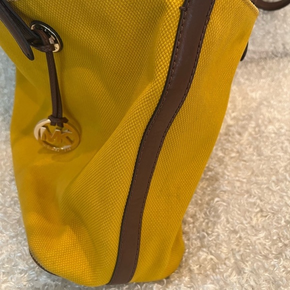 Michael Kors Yellow Saffiano Tote Shoulder Bag - Picture 13 of 16